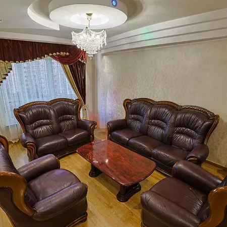 Tres Belle Apparemment 80 M2 Double Sejour A Proche Zenith Gare Centre Chu Hopital Апартаменти Страсбург